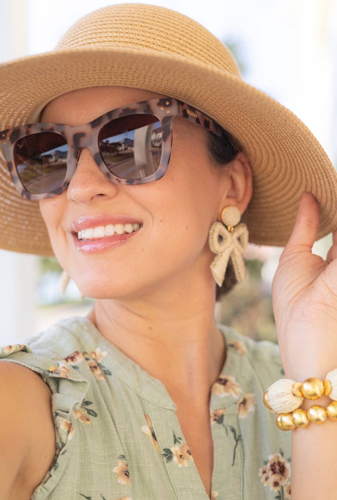 Bow Raffia Earrings | Natural