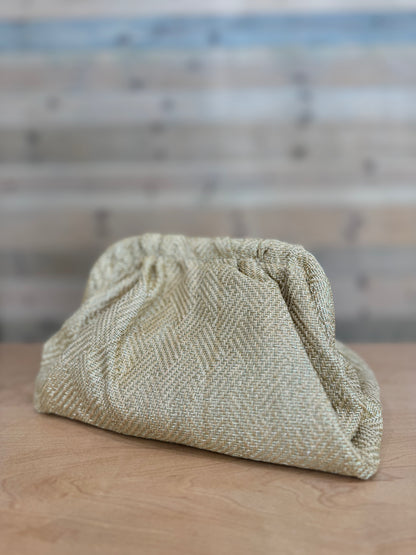 Xandra Clutch
