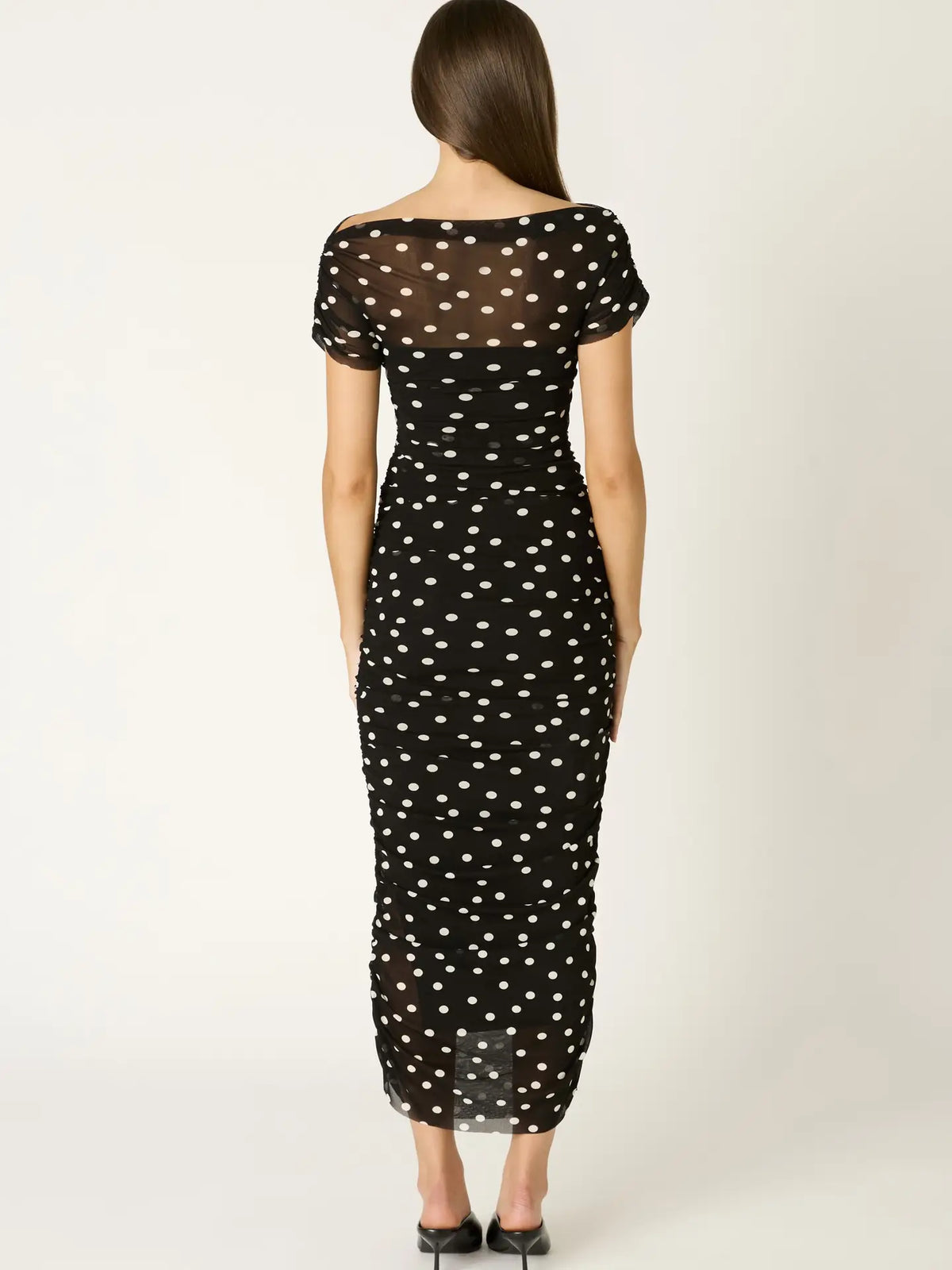 Nia Maxi