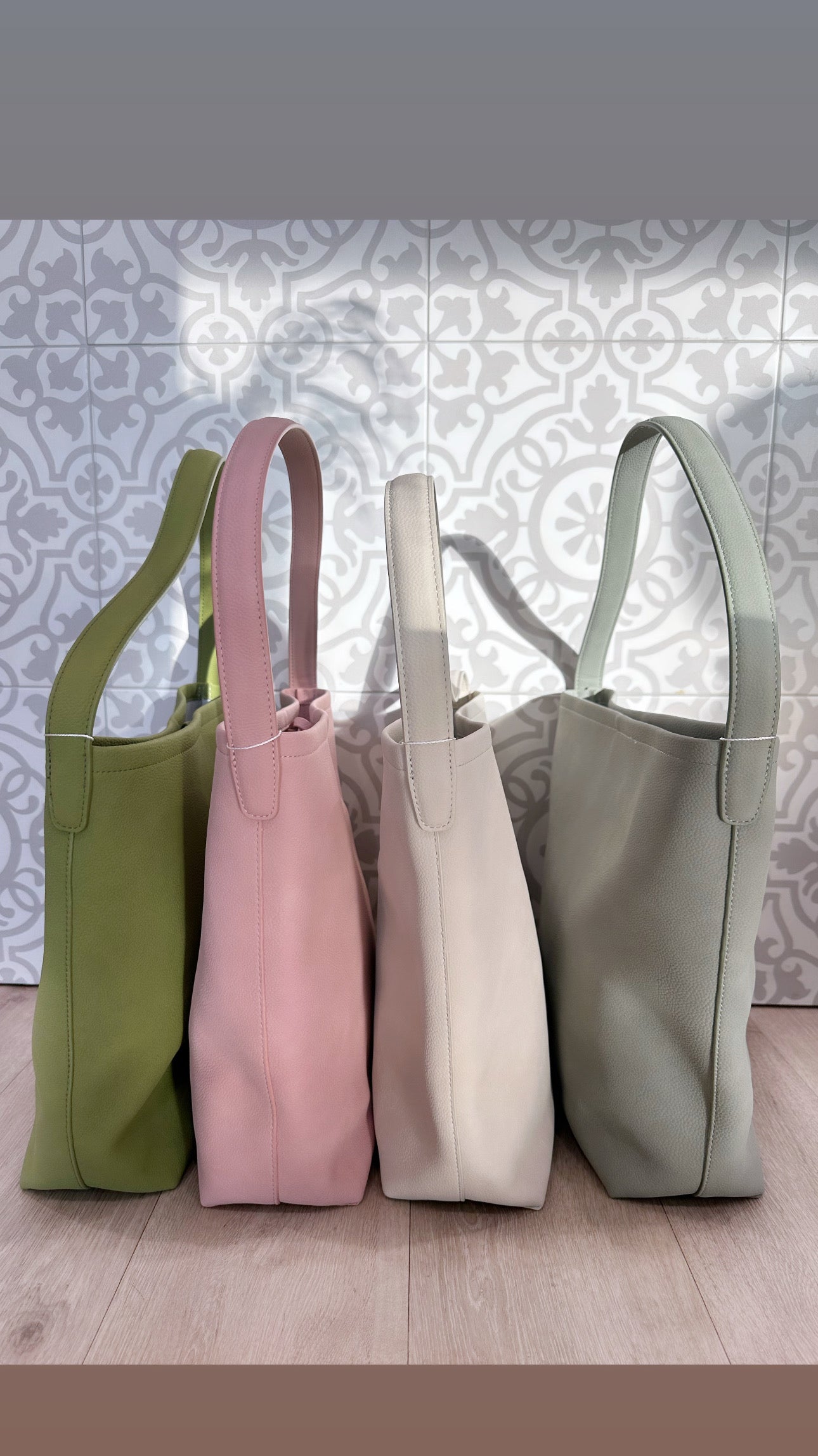 Ceci Shoulder Bag