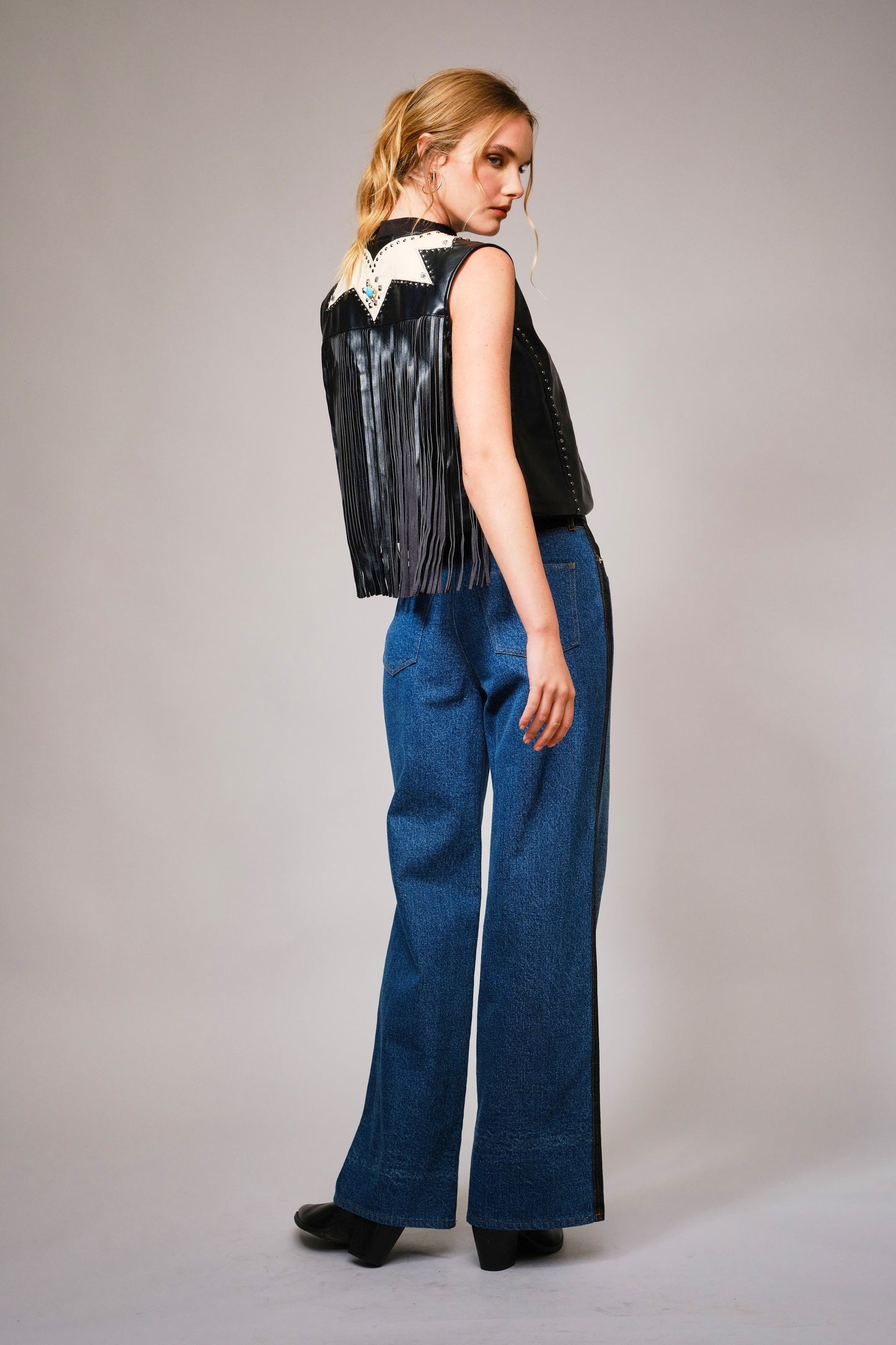 Carrie Vest