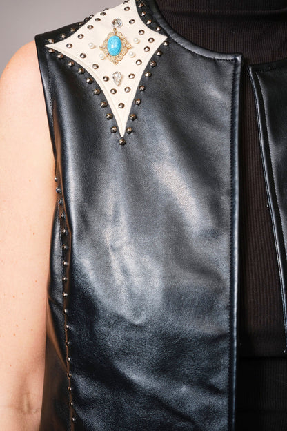 Carrie Vest