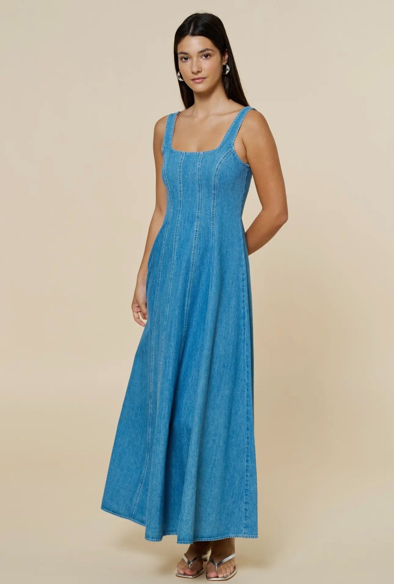 Lina Maxi