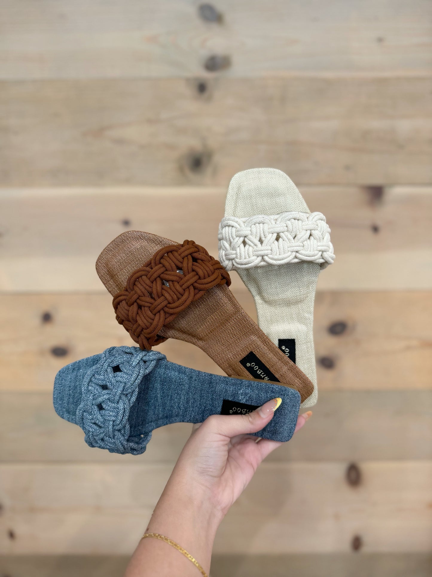 Token Braided Slides