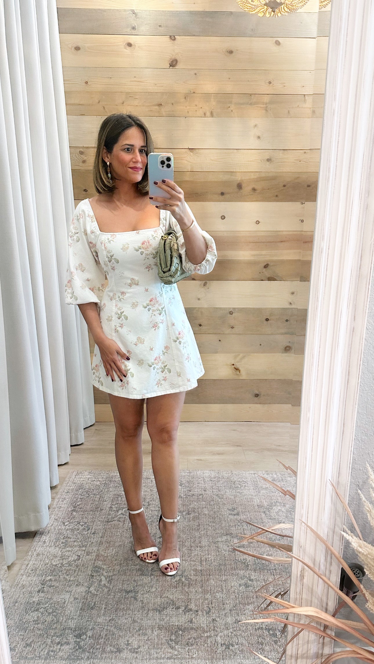 Julia Mini