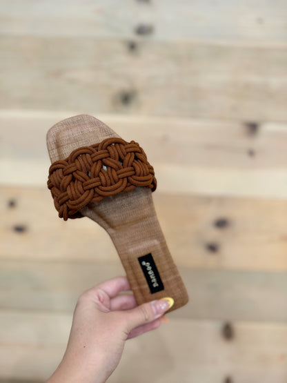 Token Braided Slides