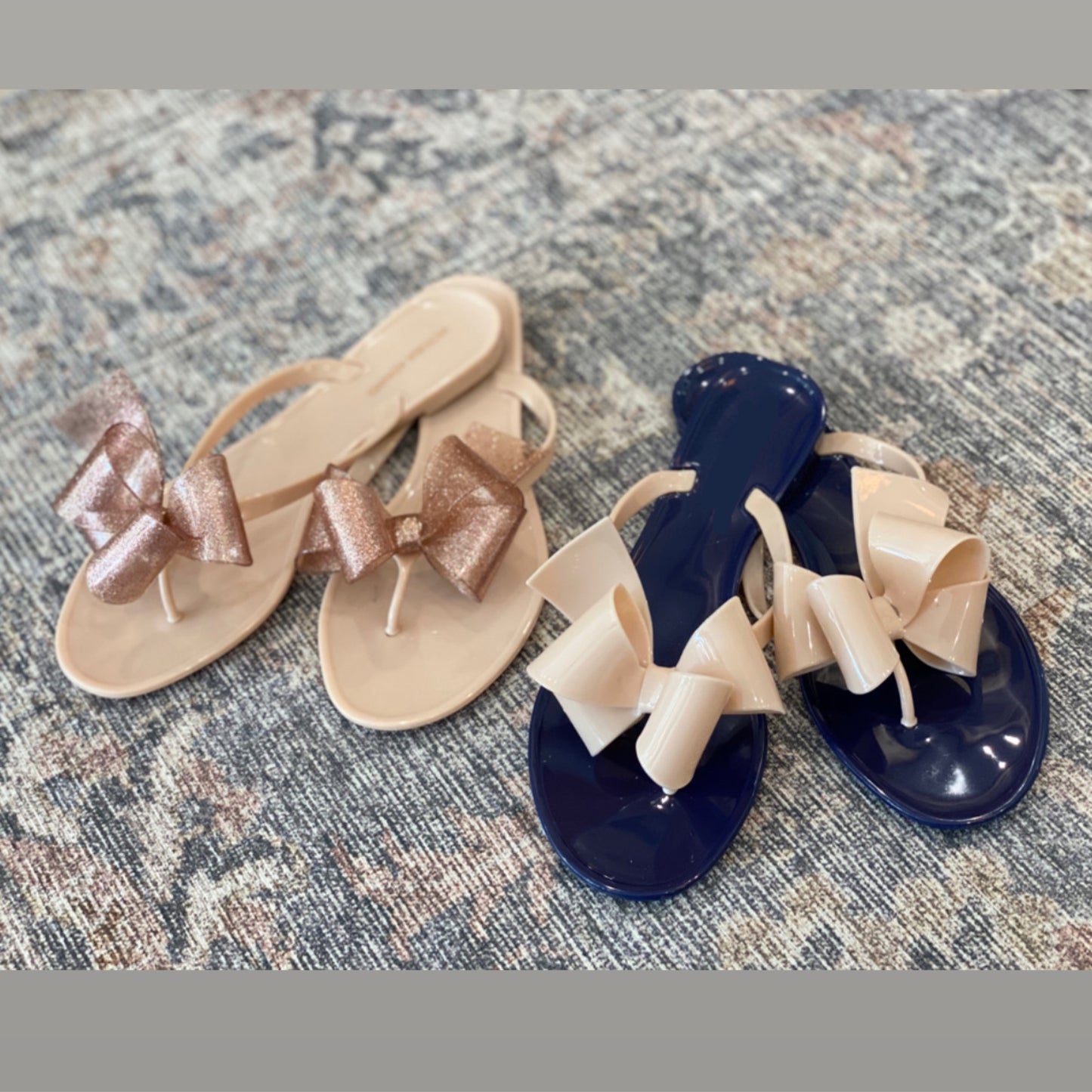 FIJI VA OVERSIZE BOW SLIP ON