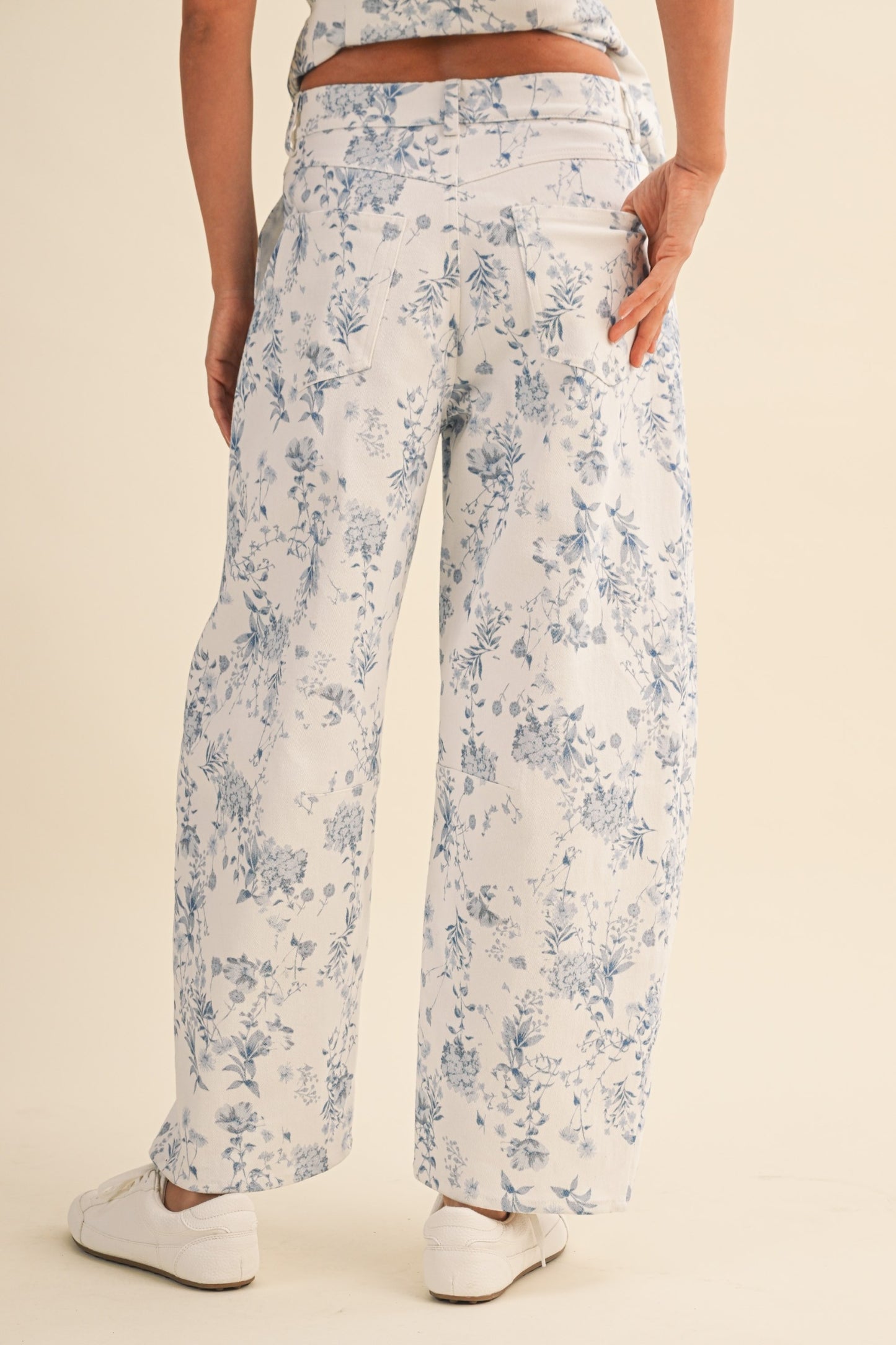 Alexis Barrel Pants