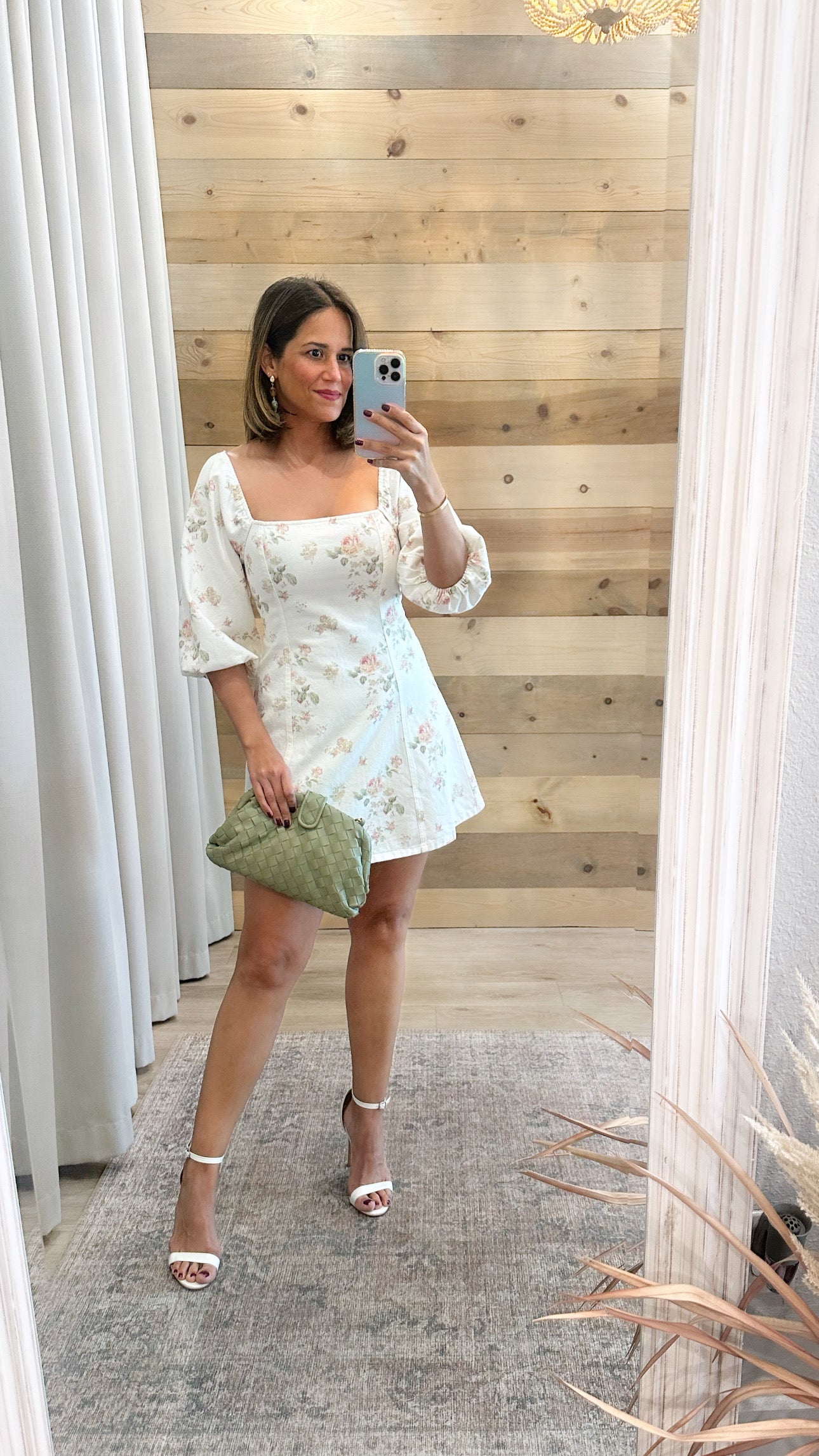 Julia Mini