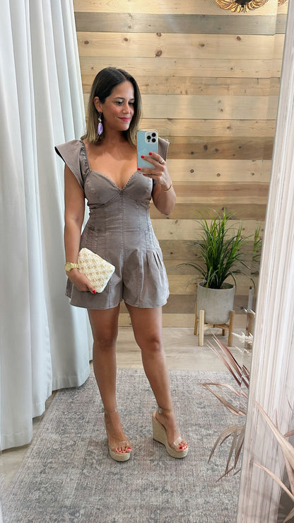 Clara Romper